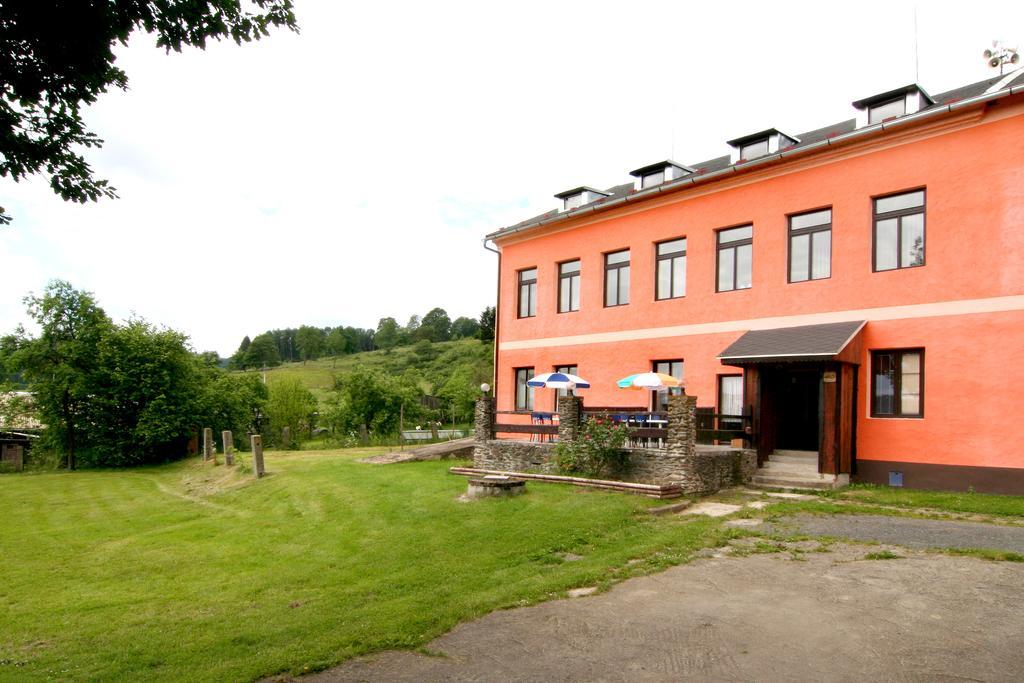 Penzion Muflon Bela nad Radbuzou Eksteriør billede